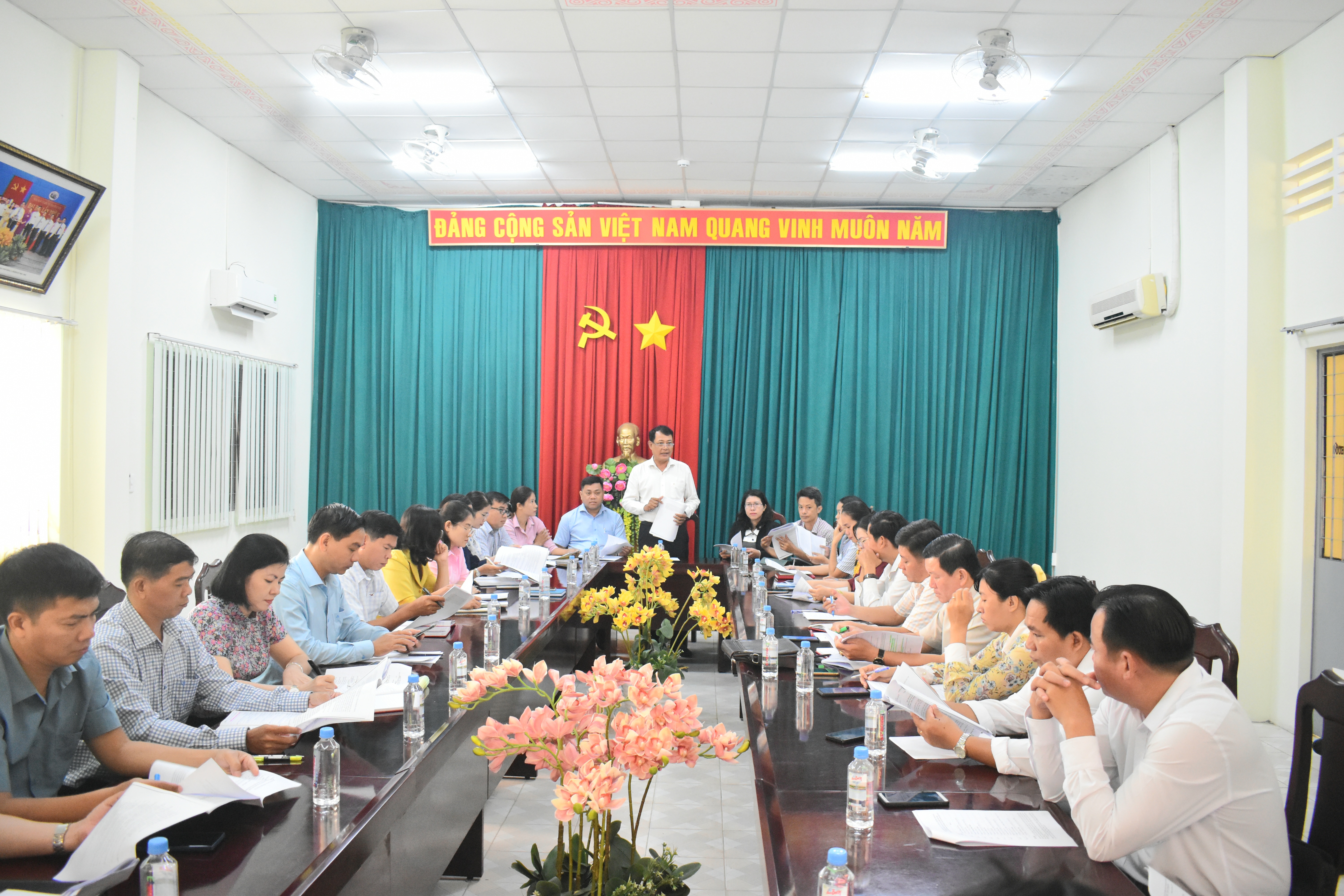 Triển khai Kế hoạch triển lãm gian hàng trưng bày các sản phẩm đặc trưng của đồng bào dân tộc Khmer chào mừng Lễ hội Ok Om Bok năm 2025